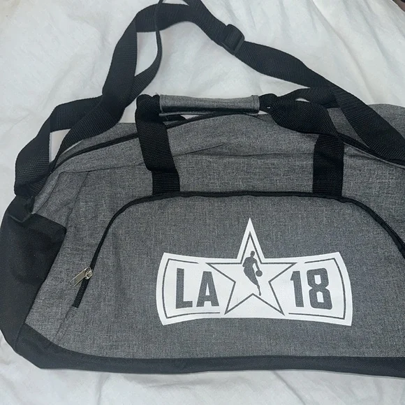 LA duffle bag - Picture 2 of 4